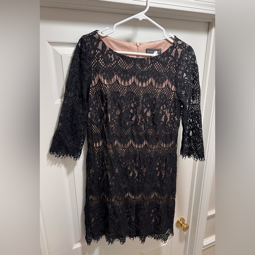 Jessica Howard Women’s Black Lace 3/4 Sleeve Jewel Neck Sheath Dress! Size 10. - Picture 2 of 16